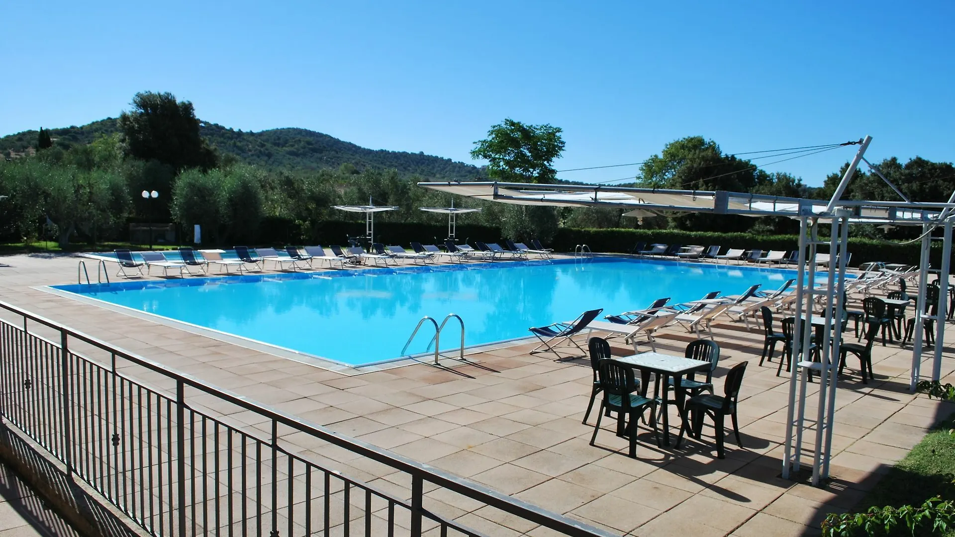 Hotel Borgo Degli Olivi Riotorto 3*,